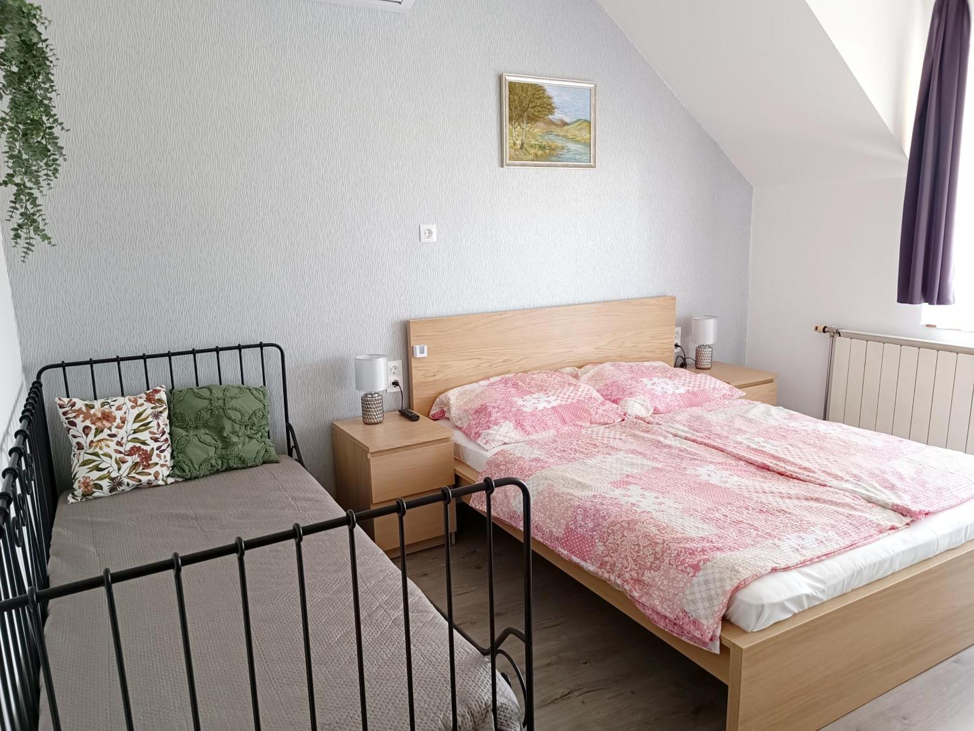 Katalin Vendeghaz Otel Gyenesdiás Dış mekan fotoğraf