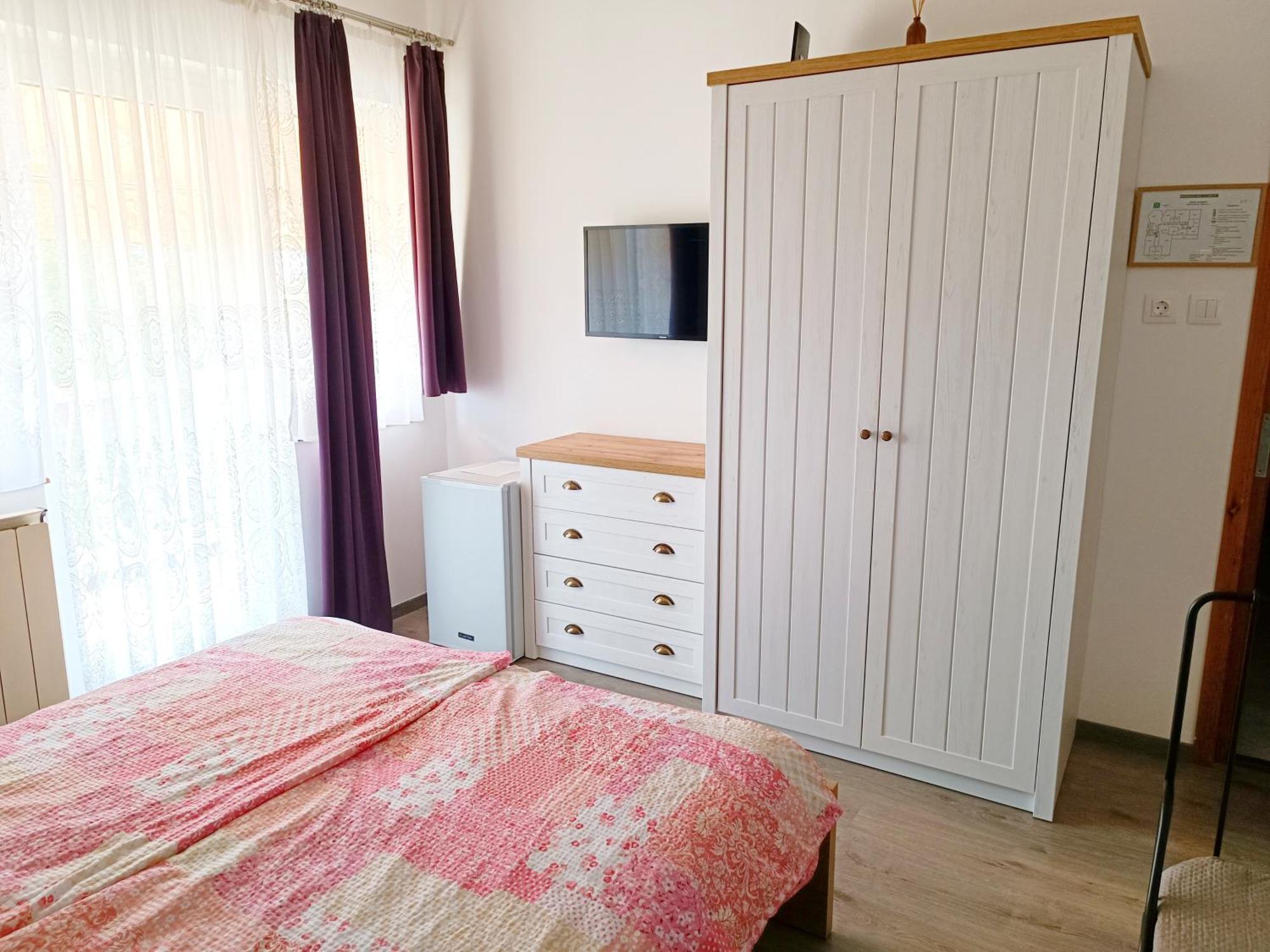Katalin Vendeghaz Otel Gyenesdiás Dış mekan fotoğraf